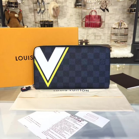 Louis Vuitton ZIPPY