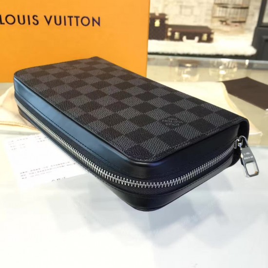 Louis Vuitton ZIPPY