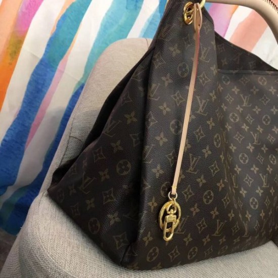 LOUIS VUITTON ARTSY BAG