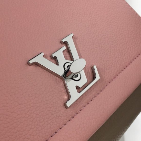 LOUIS VUITTON Lockme BB bag