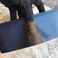 LOUIS VUITTON MULTIPLE WALLET