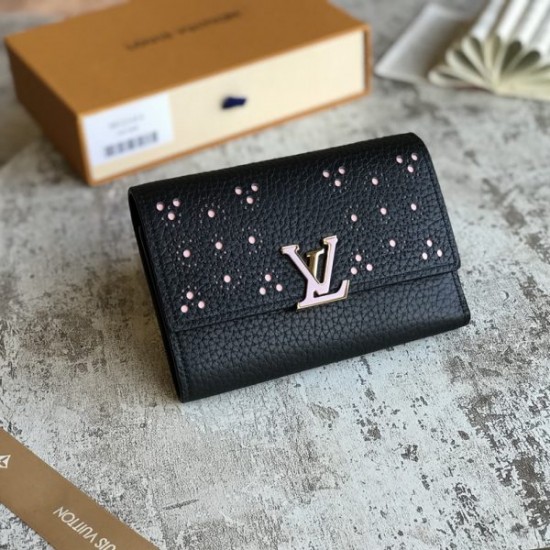 LOUIS VUITTON Taurillon Wallet