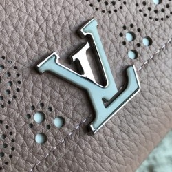 LOUIS VUITTON Taurillon Wallet