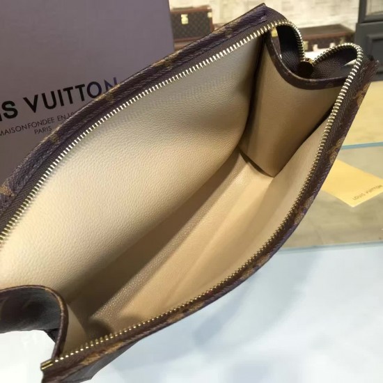 Louis Vuitton TOILETRY POUCH 26