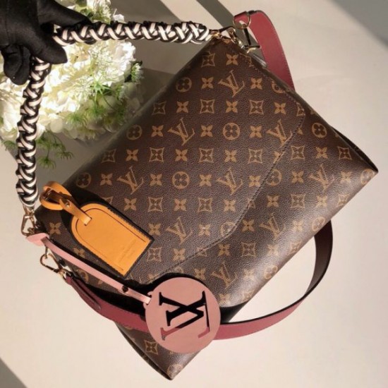 Louis Vuitton BEAUBOURG MM